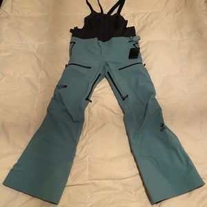 THE NORTHFACE WOMEN'S A-CAD FUTURELIGHT BIBS- NEW